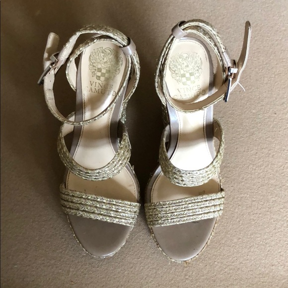 Vince Camuto wedges - Picture 2 of 4